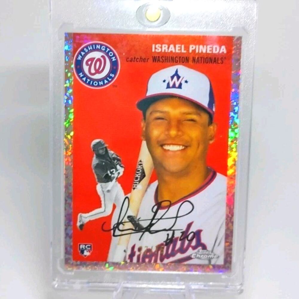 Israel Pineda #153 Topps Chrome Rose Gold Speckled Refractor #153 2023 SP /75